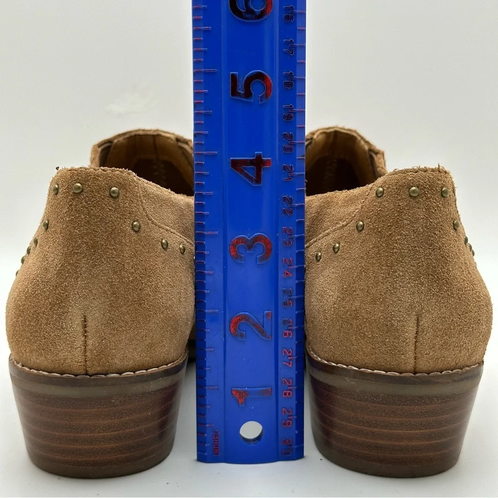 Crown Vintage CV Kavita Suede Studded Stacked Heel Ankle Booties 6M NWOT Western
